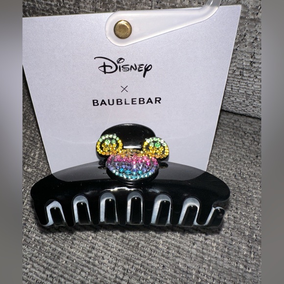 Disney x BaubleBar Mickey Hairclip - Picture 2 of 3